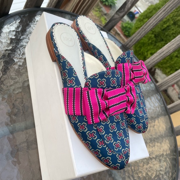 These are 1901 slides size 8 1/2 worn two times. - Picture 6 of 6